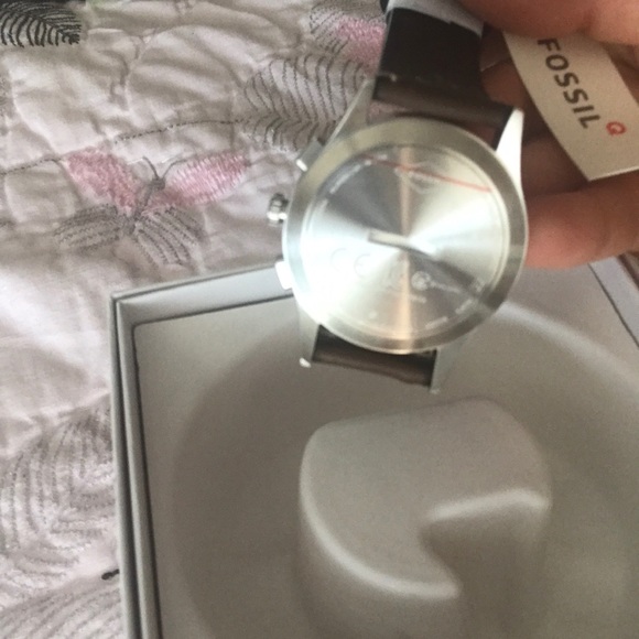 Fossil Q activist hybrid smart watch - Picture 3 of 8